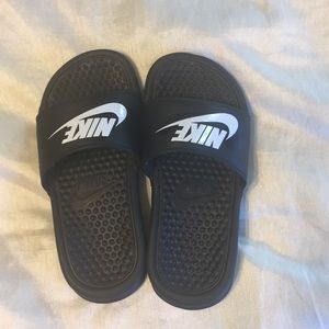 Kids Nike sandals, size 1
